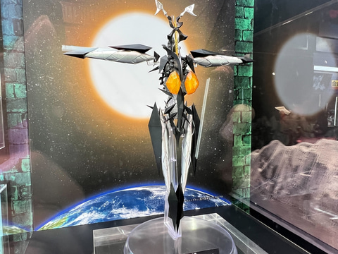 シン・ウルトラマン」より「S.H.Figuarts ゼットン」展示中！ 熱球発射