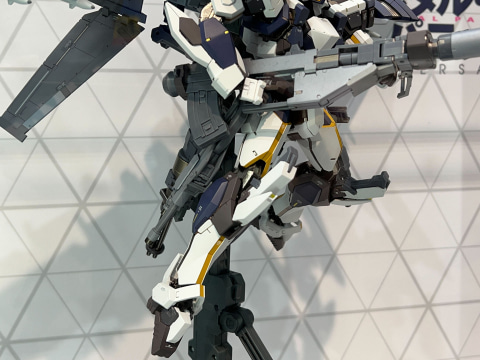 受注中の「METAL BUILD レーバテイン」と「緊急展開ブースター」を展示