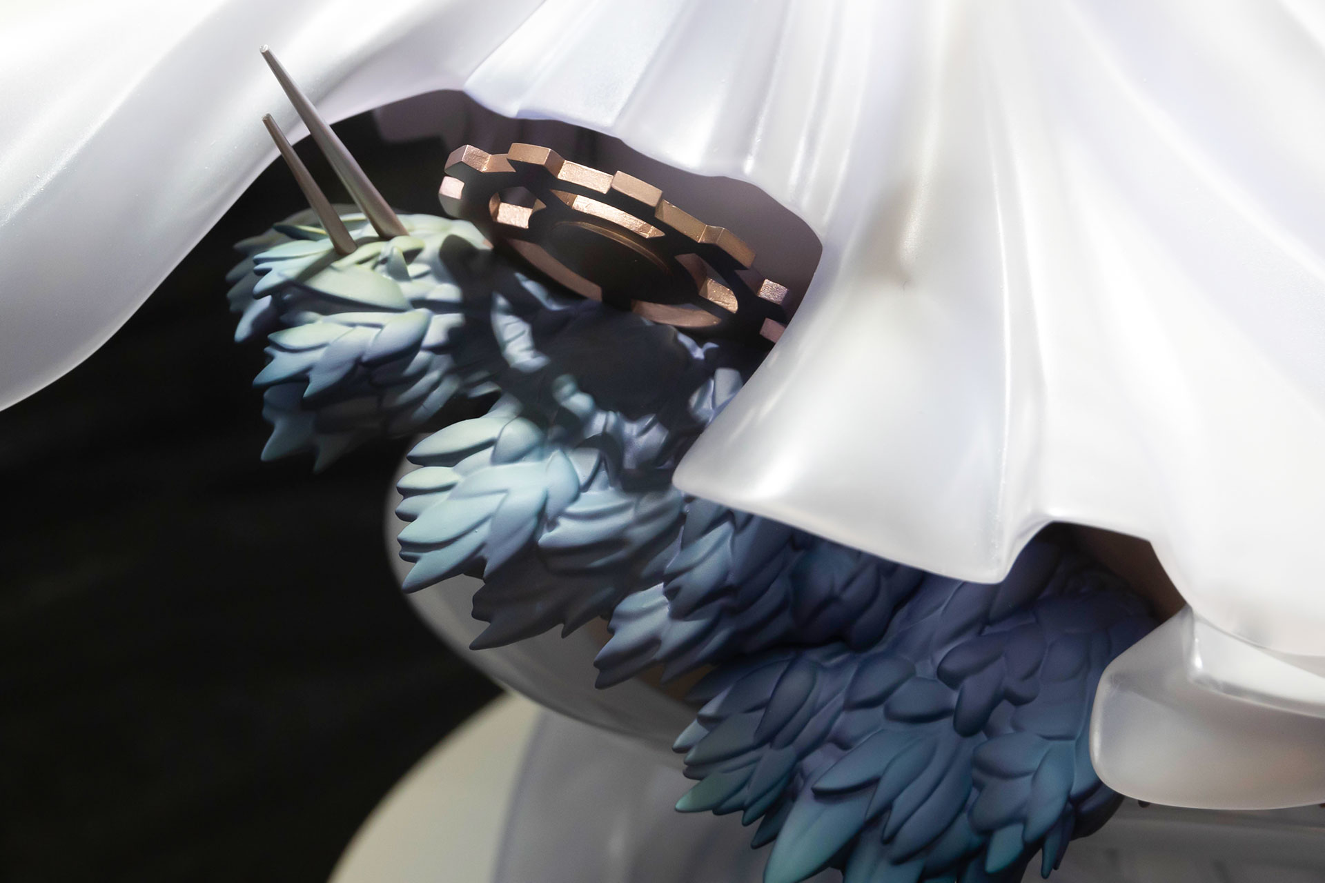 台座の装飾の一部。見えにくいところもかなりこだわって作られている