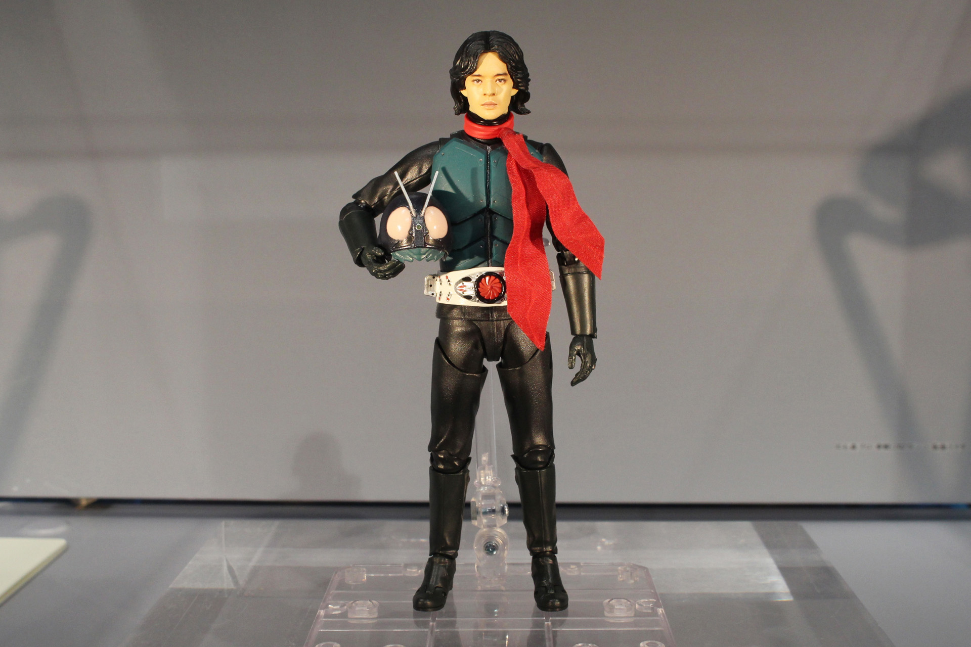 「S.H.Figuarts 仮面ライダー／本郷猛（シン・仮面ライダー）」。12月発売予定。価格は8,800円（税込）