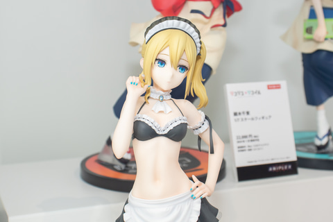かぐや様は告らせたい」より早坂の大胆なメイド服フィギュア展示