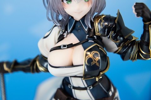 ホロライブ」3期生より、白銀ノエル団長がムキムキ具合を表現