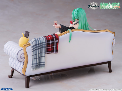 アズレン」より、華麗な漆黒のドレスを纏ったリットリオの