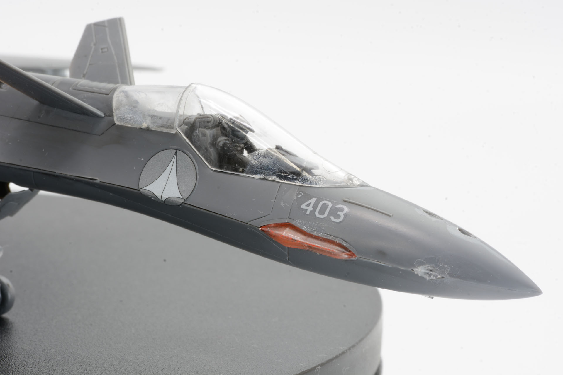 機首には機体番号も