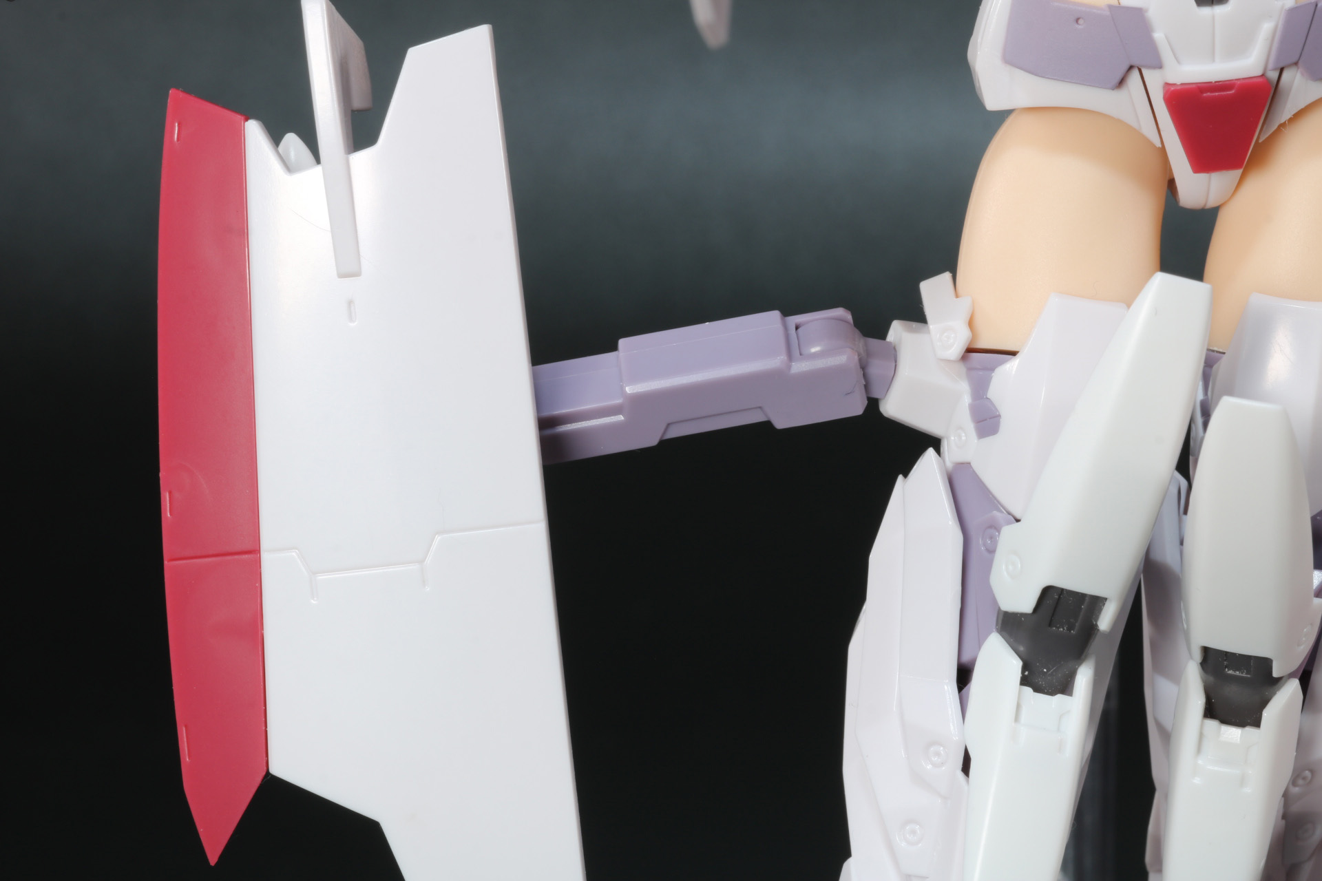 アームパーツによって角度調整が可能