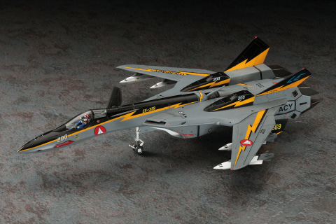 黒に黄色のスペシャルカラー！ プラモデル「VF-19A“SVF-569