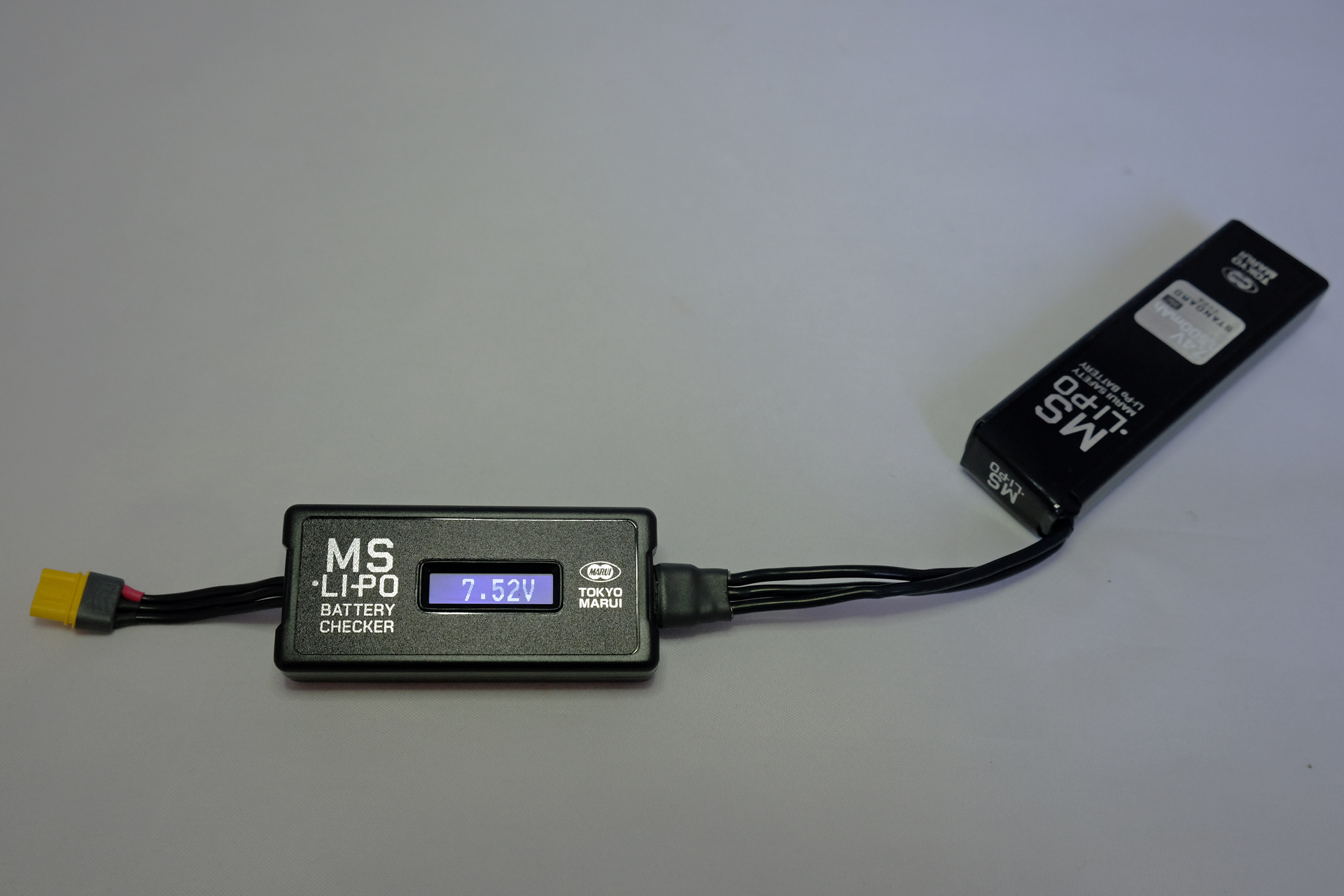 筆者が初めてチェックした際には電圧は7.52Vで適正電圧が保たれていた