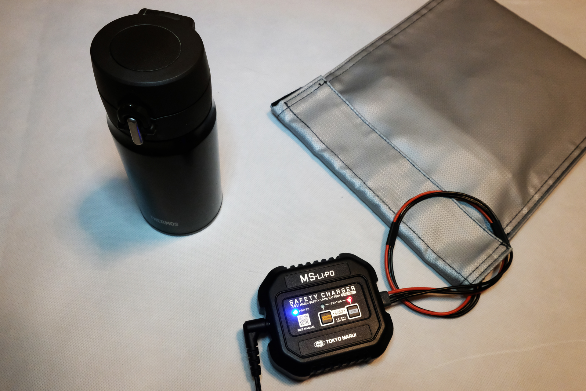 水などはうっかりこぼさない様に注意しよう