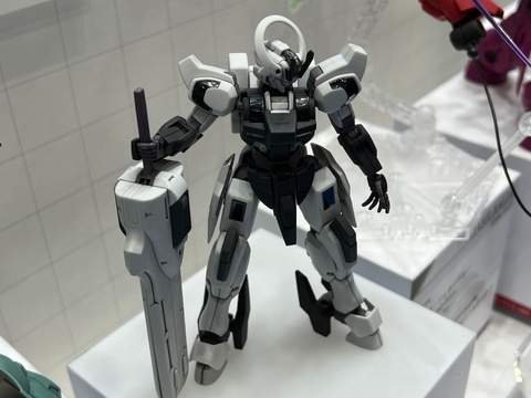 ガンダム 水星の魔女」よりガンプラ「HG ガンダムシュバルゼッテ