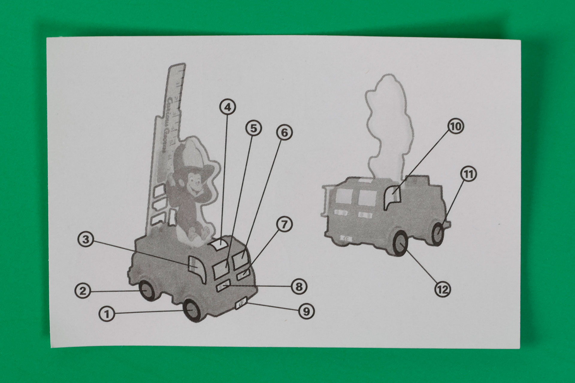シールの裏面には、貼る場所の指示が書かれている