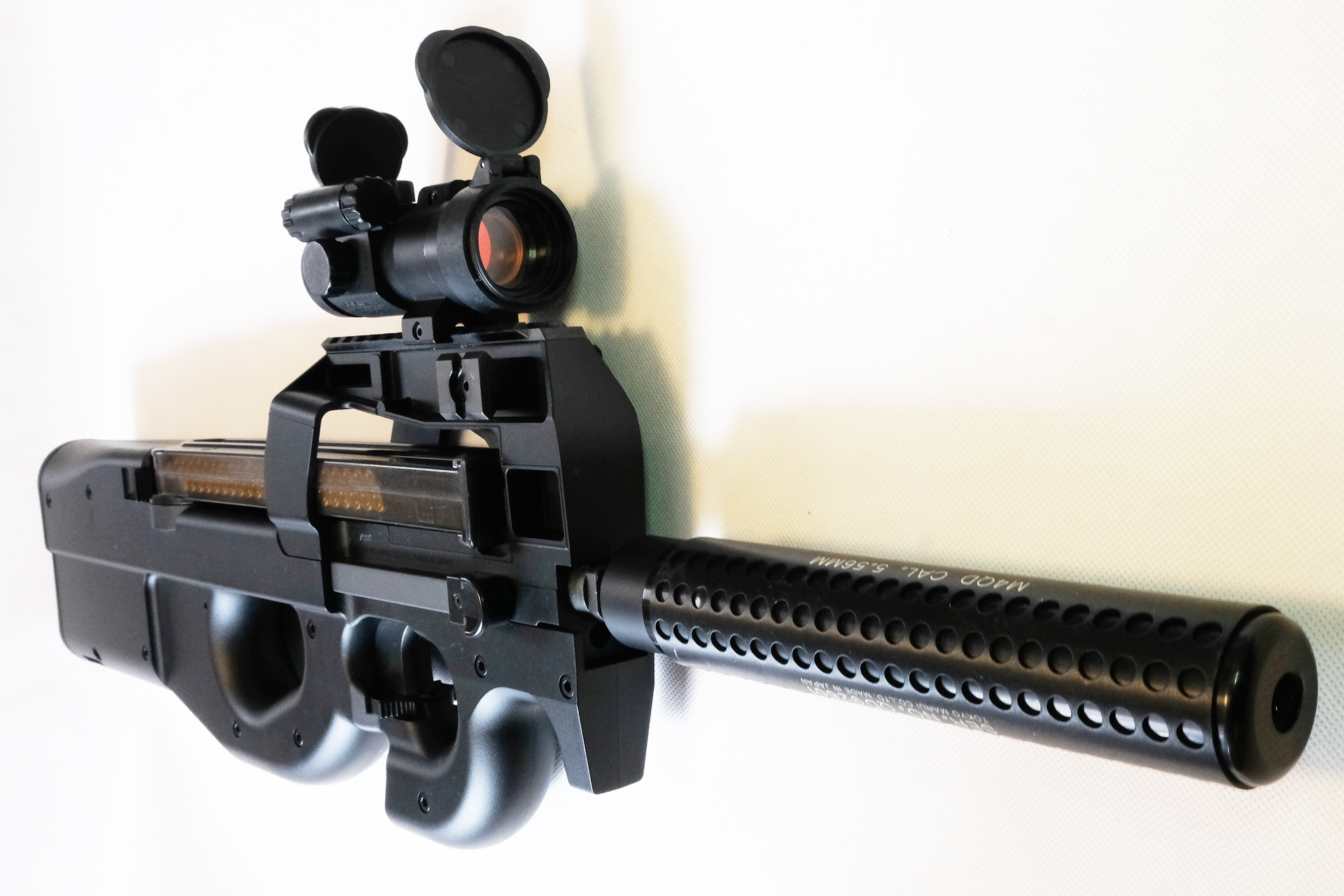 NEWプロサイト搭載例。光学照準器を搭載するとより狙いやすくなる