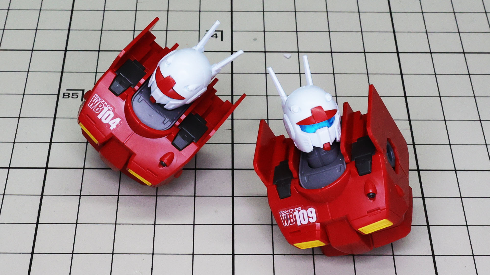 前述のパーツ写真で失敗していた赤いひさしパーツも修正できました！※完成後撮影