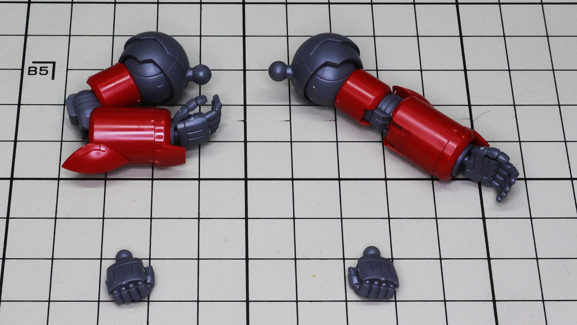 なかなかの可動性能を魅せる腕部！