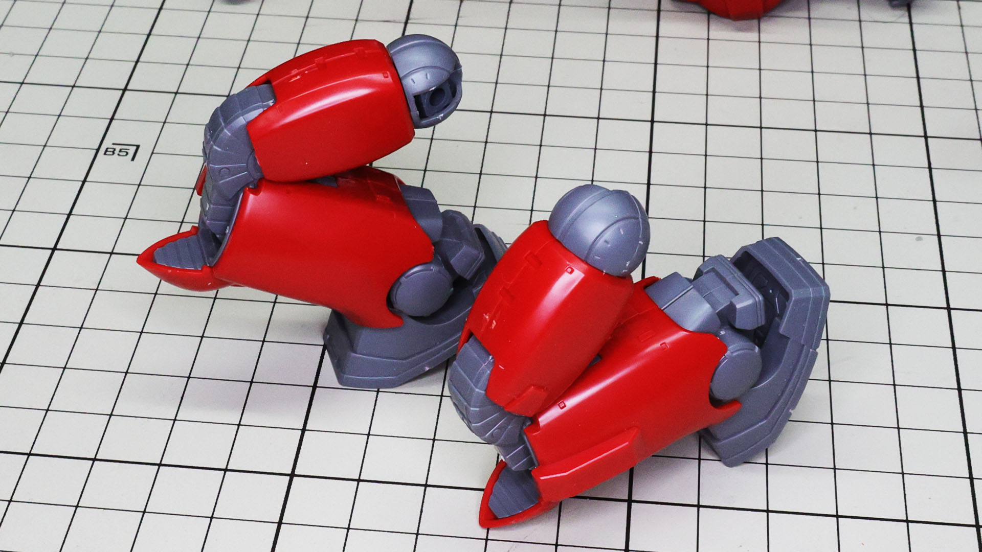 脚部も関節の可動性能がすばらしいです！