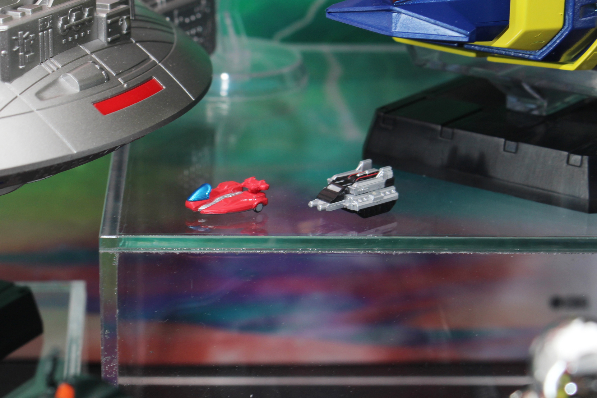 同スケールのサイバリアンとギャビオン