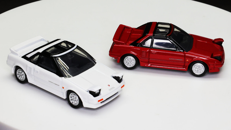 MRであること、Tバールーフであること、リトラクタブルライトであること！