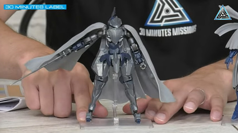 オプションパーツにアチェルビー用の武装パーツやマントなどが登場