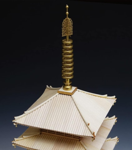 ウッディジョーの木製模型「1/75 醍醐寺 五重塔」がAmazonにて約