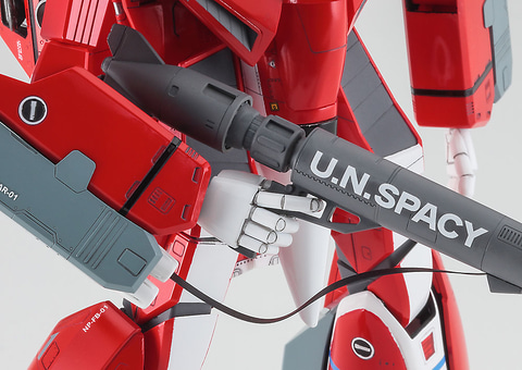 【Toynami】マクロス VF-1J ミリア専用 バトロイド·バルキリー 20230512172919_98_.jpg