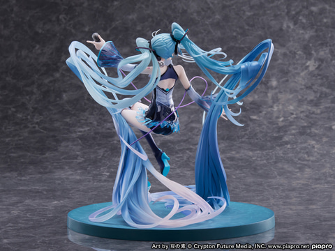 フリュー、「初音ミク 科技魔法ver. 1/7スケールフィギュア」予約開始