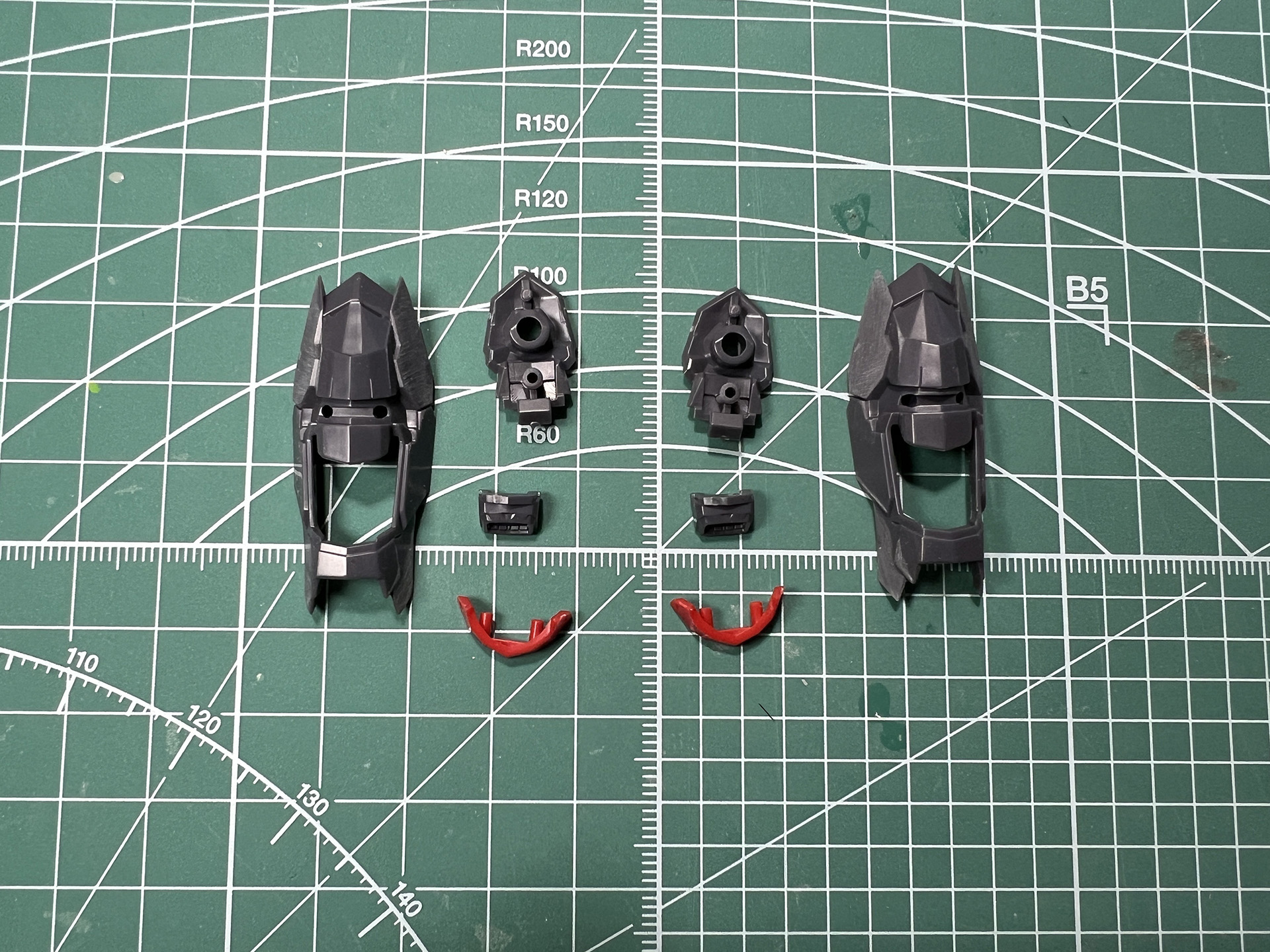 側面に装備するブースターパーツ