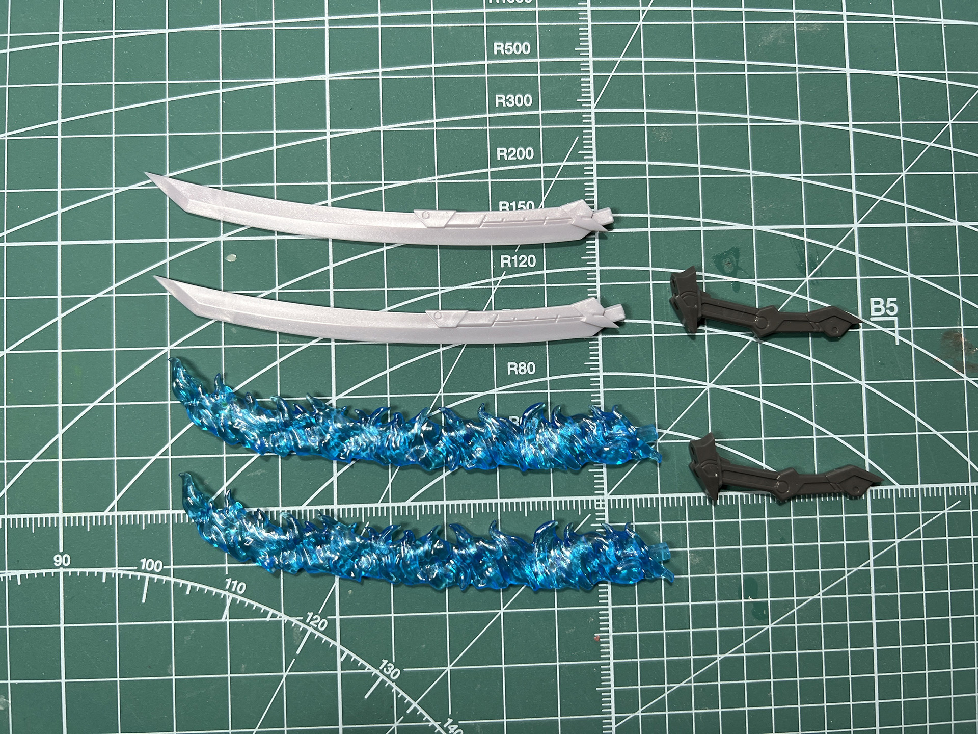 幅広い刀身のテンカイ