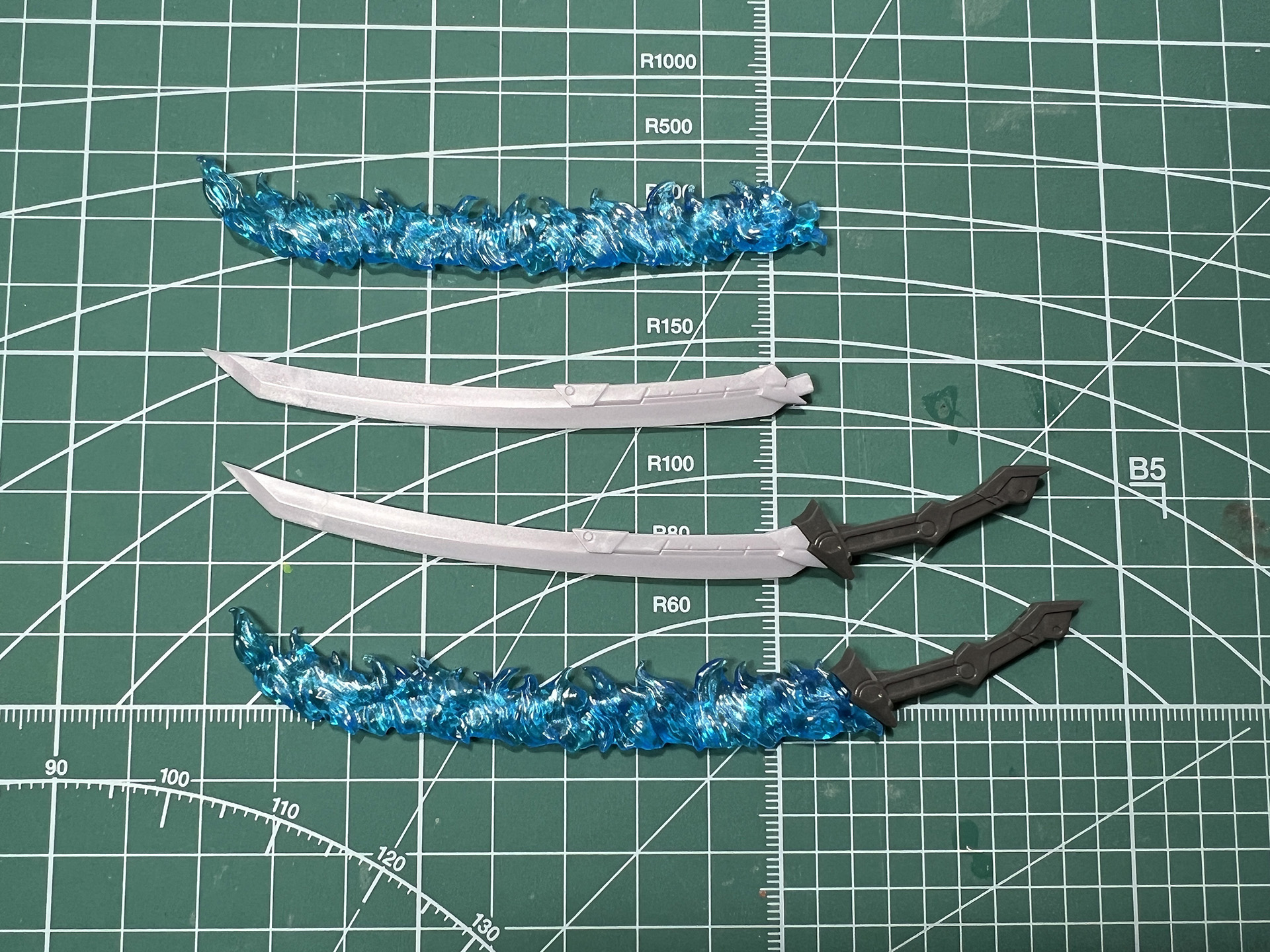 幅広い刀身のテンカイ