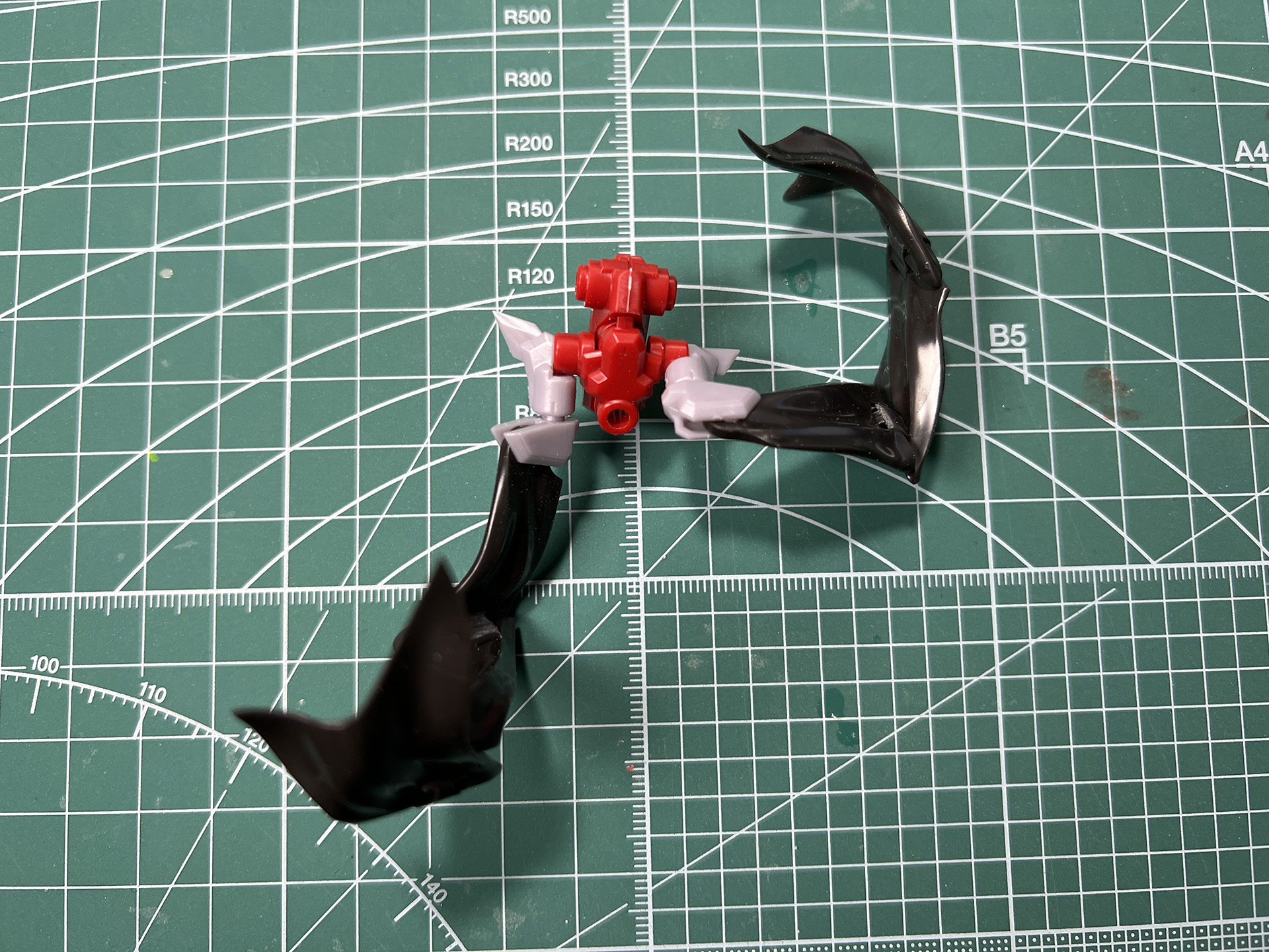 複数の可動軸でフレキシブルに可動