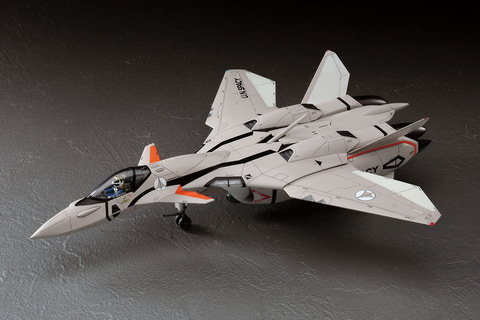 ハセガワ、プラモデル「VF-11B サンダーボルト“マクロスプラス”」再販