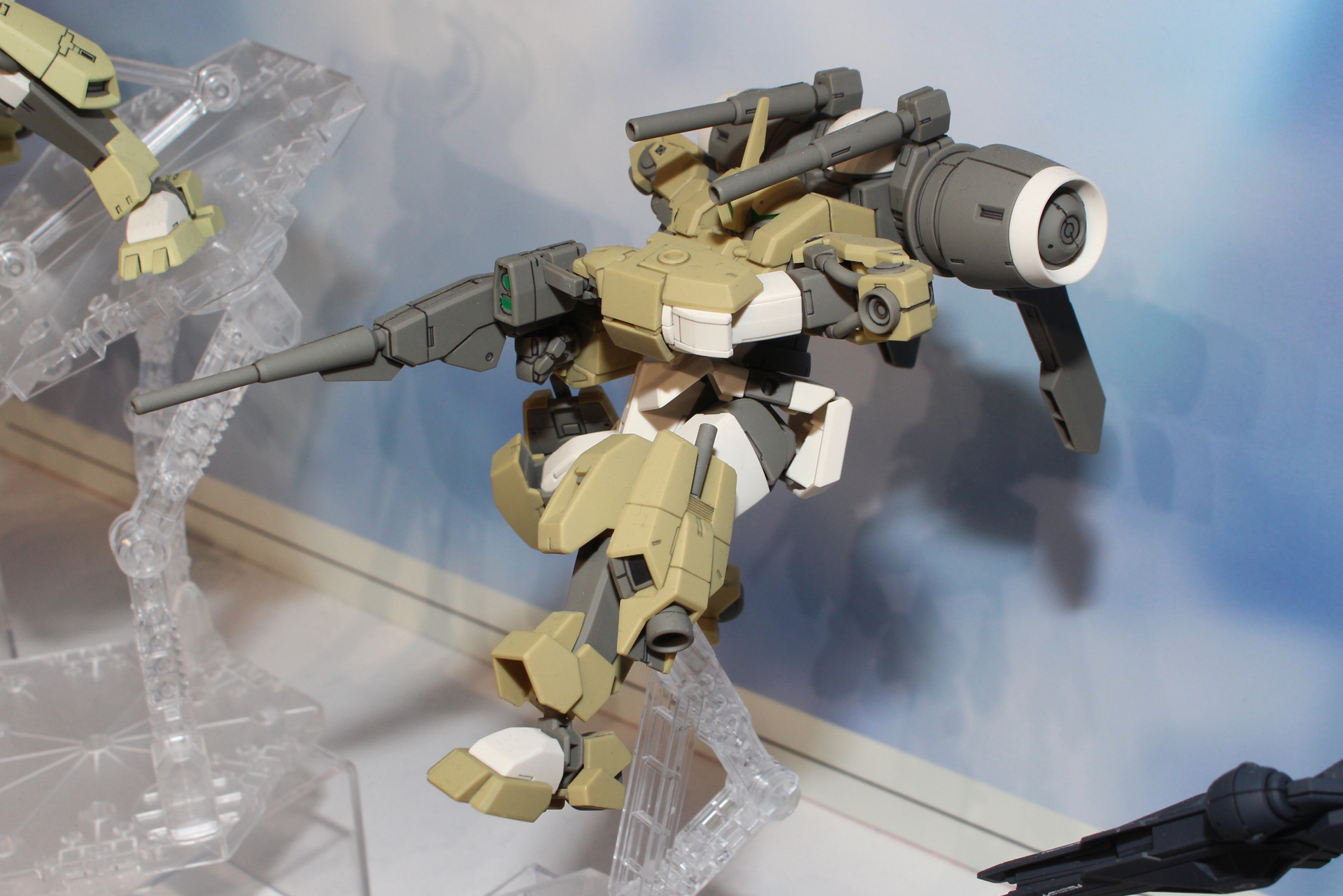 発売当時の番組ではまだ装備していなかったバックパックも同梱している