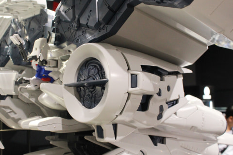 特別企画】【ガンダムベース撮り下ろし】HGシリーズ最大級の「HG 1/144