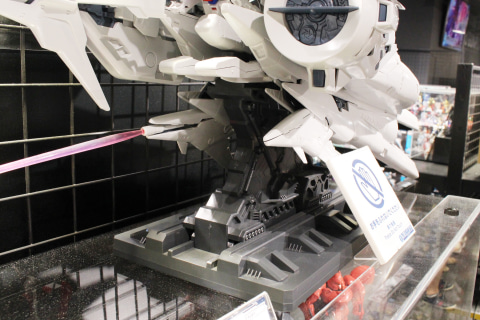 特別企画】【ガンダムベース撮り下ろし】HGシリーズ最大級の「HG 1/144