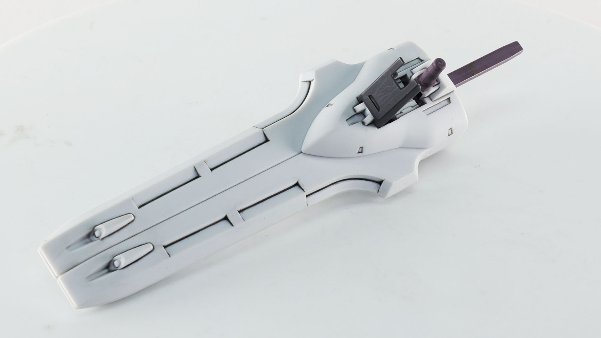 当初大きな剣だと思われた装備は分離するビットステイヴだった！