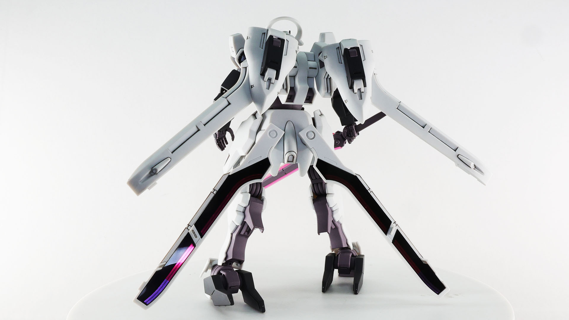 ガンダム的な装備の仕方もできました