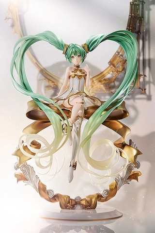 初音ミクシンフォニー 2022」よりRella氏デザインの初音ミク