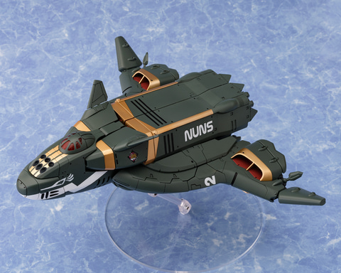 超重量級プラモ爆誕！ アオシマからプラモデル「マクロスΔ VB-6