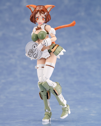超重量級プラモ爆誕！ アオシマからプラモデル「マクロスΔ VB-6
