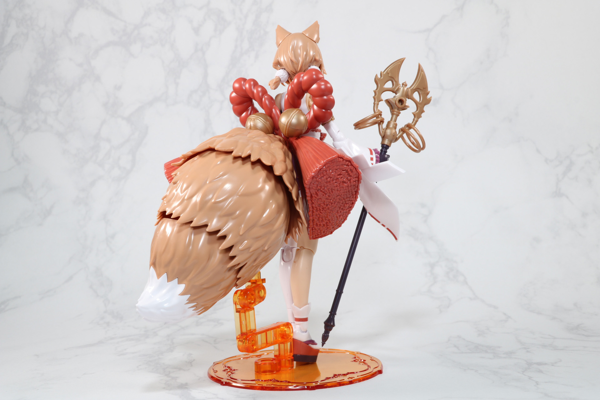 尻尾もよりモフモフ感ある造形となっている