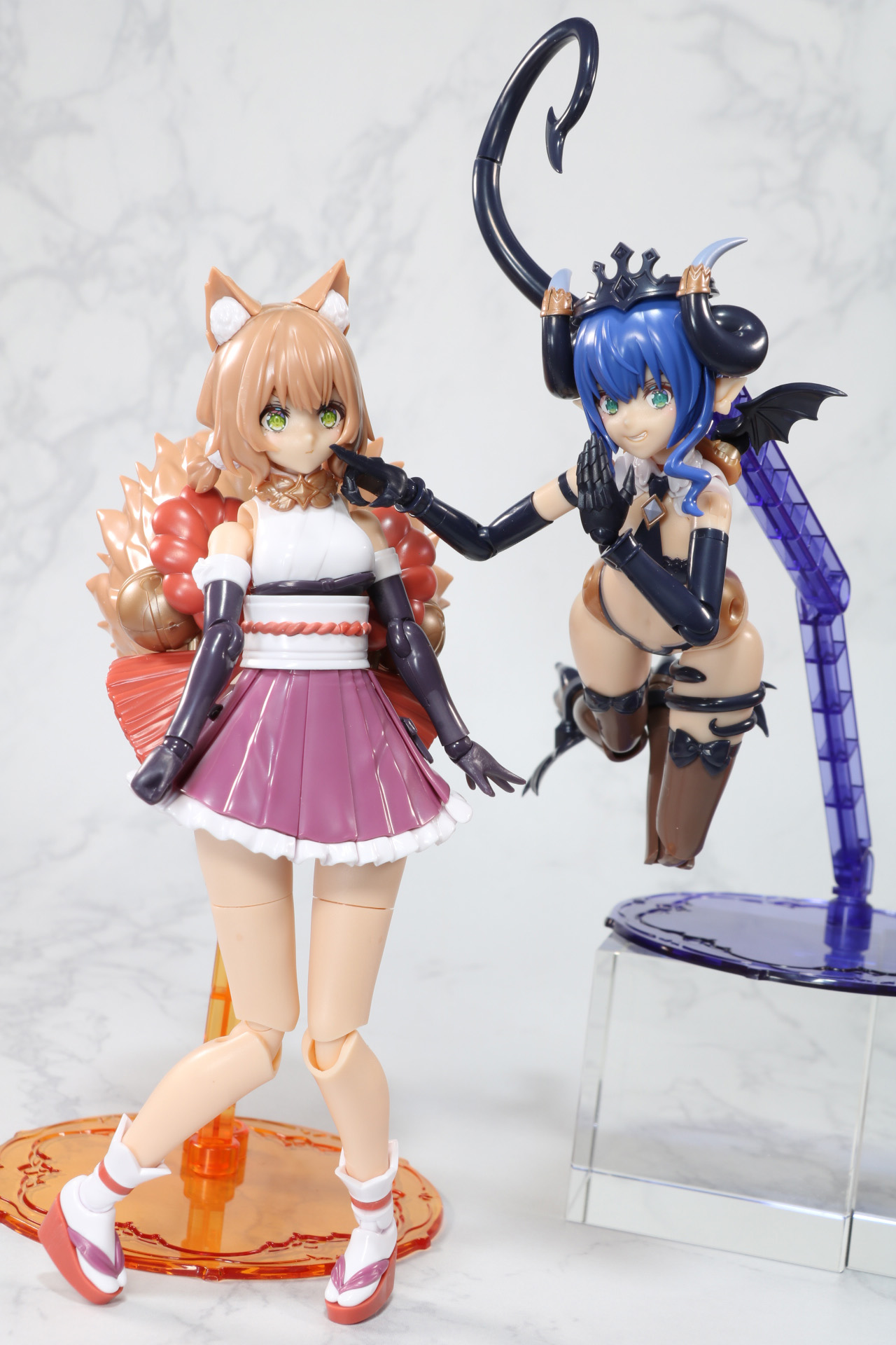 「ヴェルルッタ」にいたずらをされてむくれる「ユクモ」