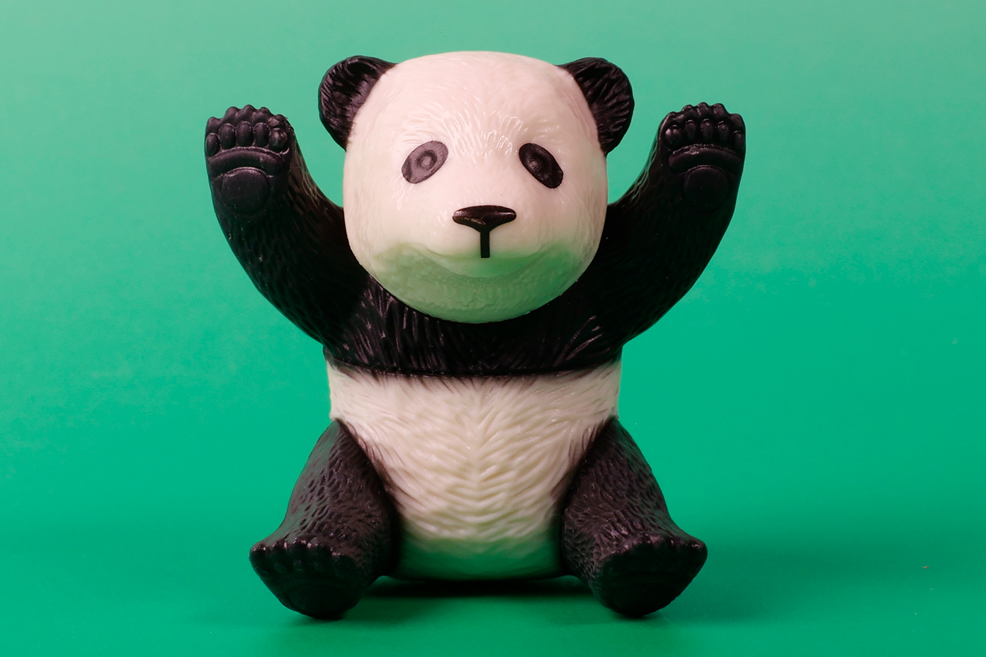 大人のパンダとは異なり、少し丸っこいところがかわいらしい