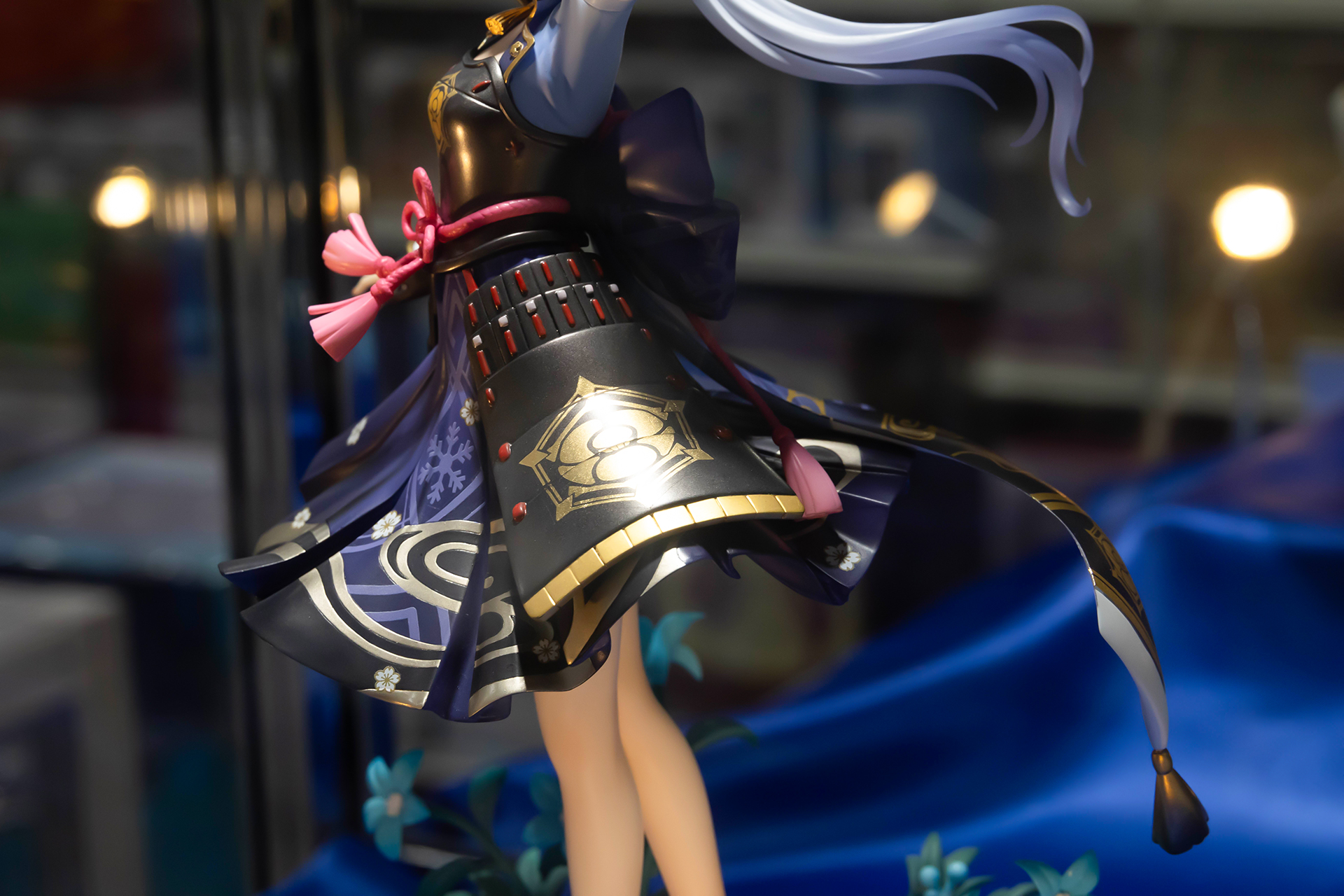 家紋のようなマークなど、全体的なデザインも秀逸だ