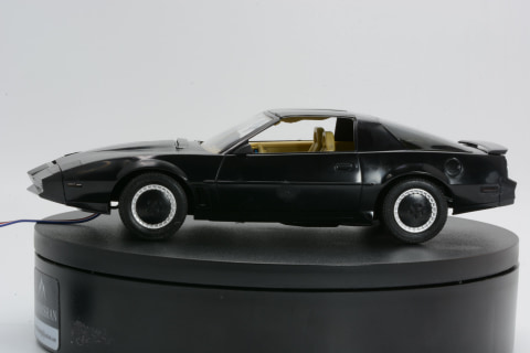 レビュー】「1/24 ナイトライダー ナイト2000 K.I.T.T. シーズンⅠ