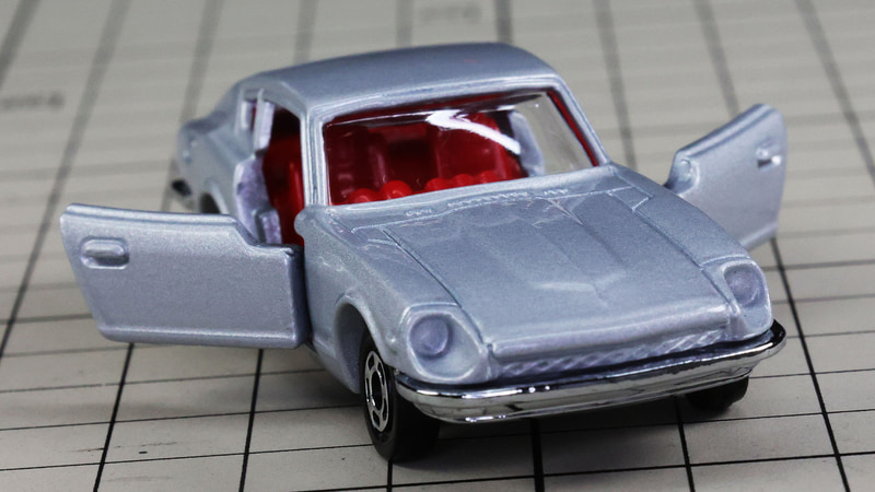 ドアの開くトミカは楽しい！