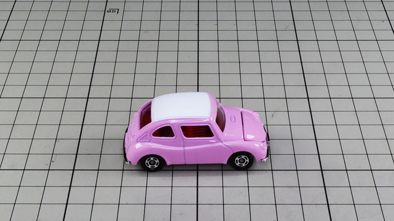 リア：エンジンのあるリアセクション、こちらも丸いです