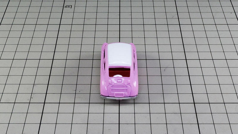 リア：エンジンのあるリアセクション、こちらも丸いです