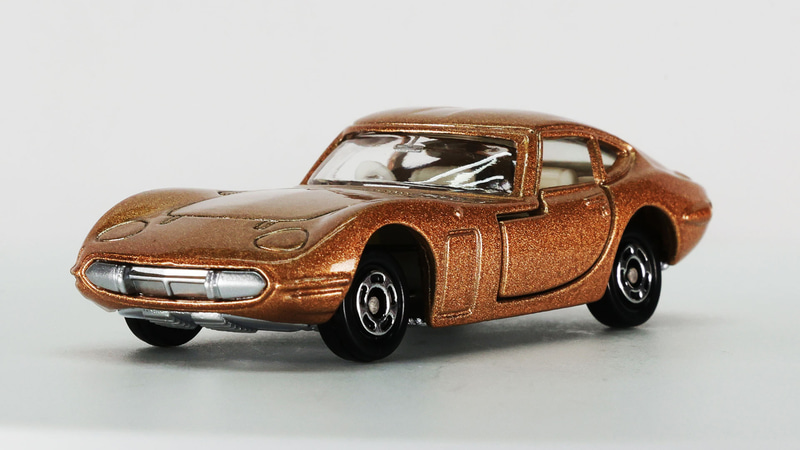 低い位置から見るとさらにすばらしいスタイリング！