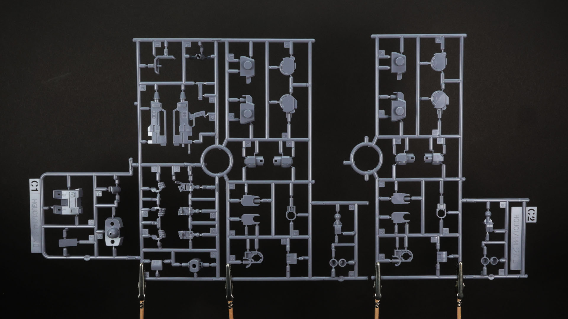 C1/C2:主にライトグレーのメカ部や装備