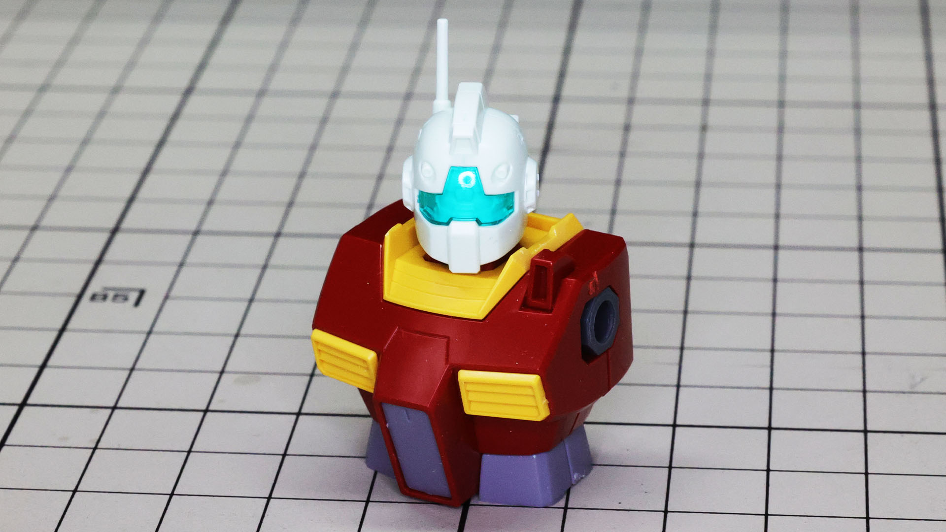 メカディテールはメタリックカラーで塗るとディテールもりもりになりそうです