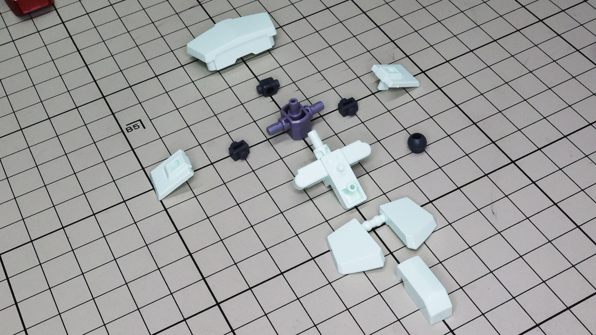 腰部は培われた技術と実績のある構成となっており、組みやすさもピカイチです