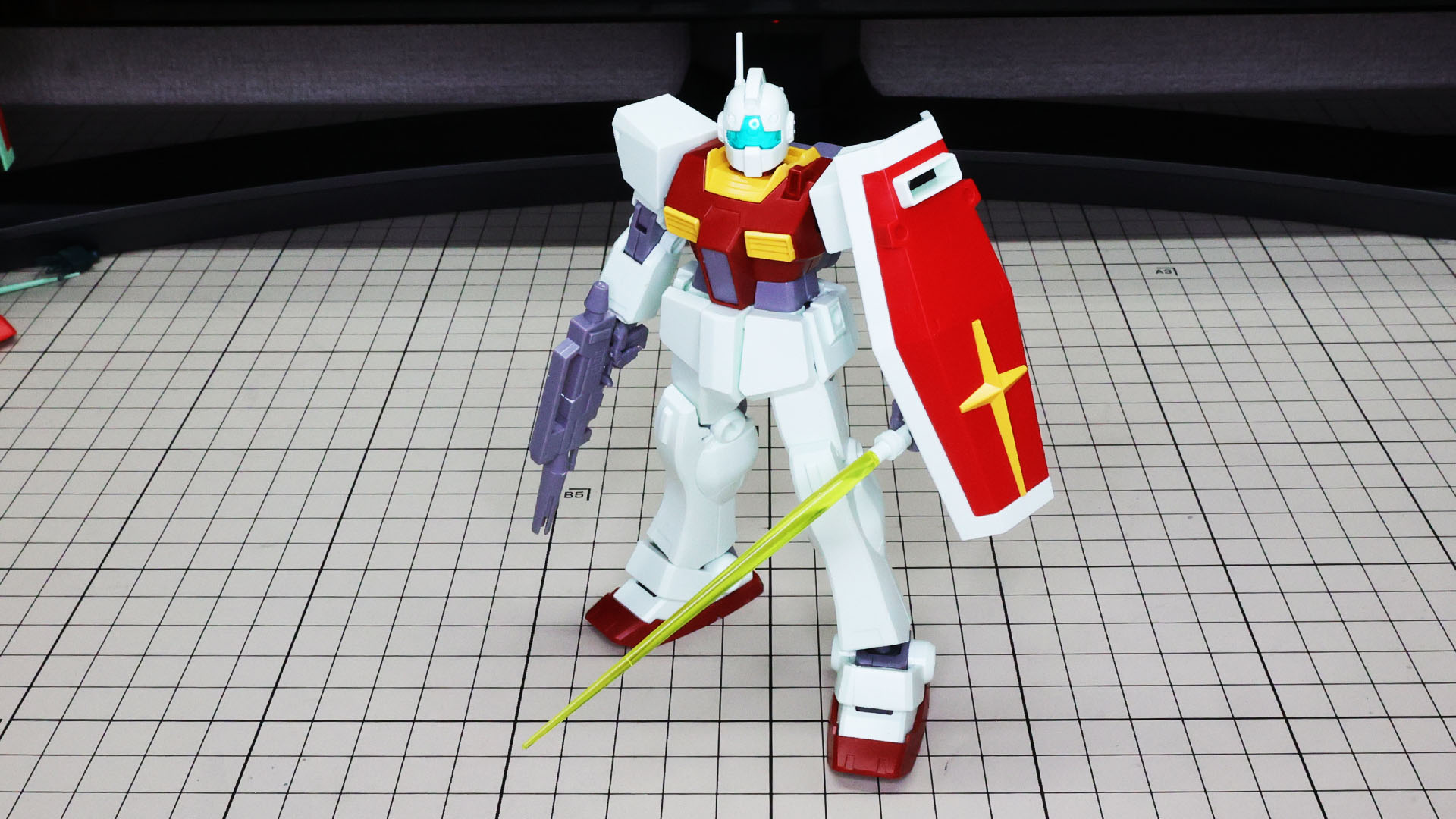 このセットにはジムIIIに付属していたハンドパーツがジムII用にボーナスパーツとして付属しています！